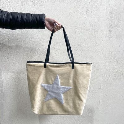Bolsa de calle beige Estrella Gris