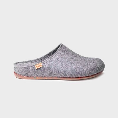 Zapatilla de casa tipo zueco para hombre en fieltro reciclado NEO-FR Gris Toni Pons 