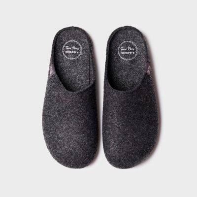 Zapatilla de casa tipo zueco para hombre en fieltro reciclado NEO-FR Negro Toni Pons 
